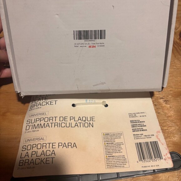 12V LED Submersible Low Profile Trailer Lights 2Pk & License Plate Bracket New - Picture 3 of 3